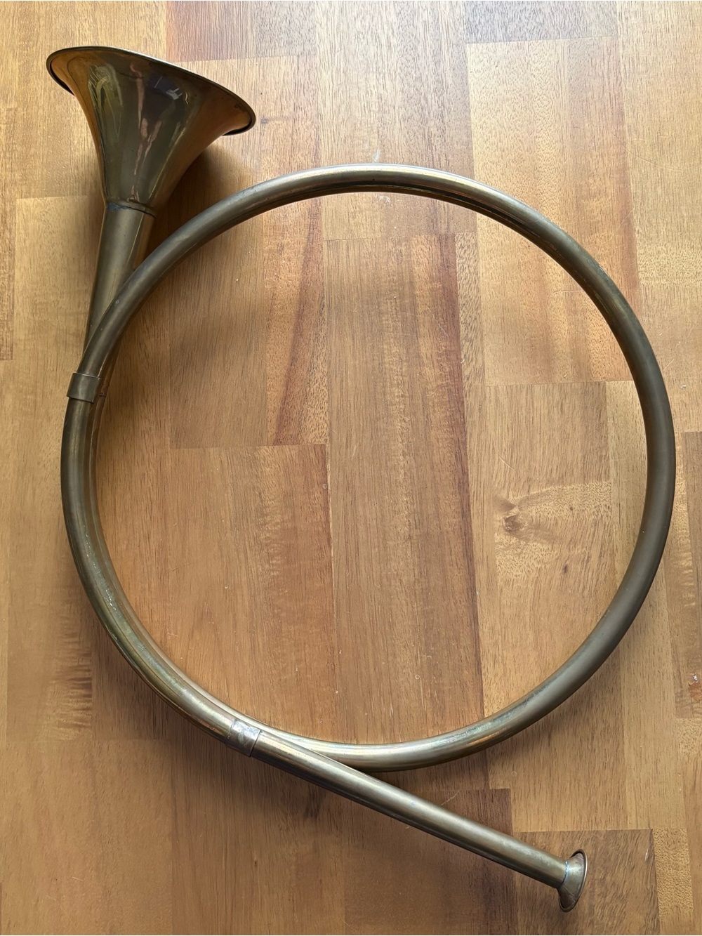 Vintage Brass Handcrafted Coiled Bugle Horn - Picture 2 of 3